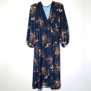Floral Long Sleeves Navy V-neck Dress - Medium